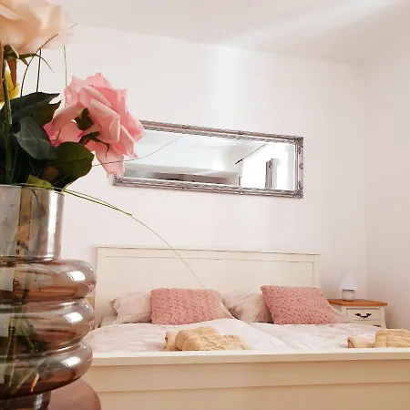 D&m - An In The Heart Of The Old Town * 시베니크