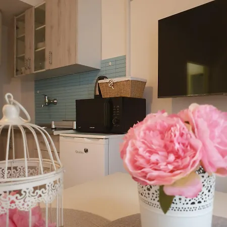 D&m - An In The Heart Of The Old Town 시베니크