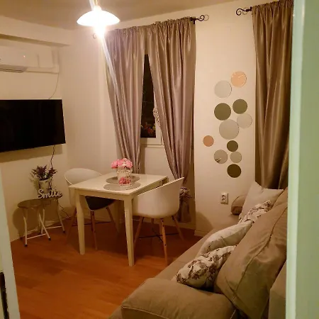 Apartment D&m - An In The Heart Of The Old Town *