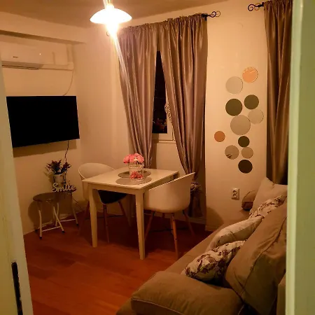 Apartment D&m - An In The Heart Of The Old Town *