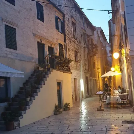 D&m - An In The Heart Of The Old Town Sibenik